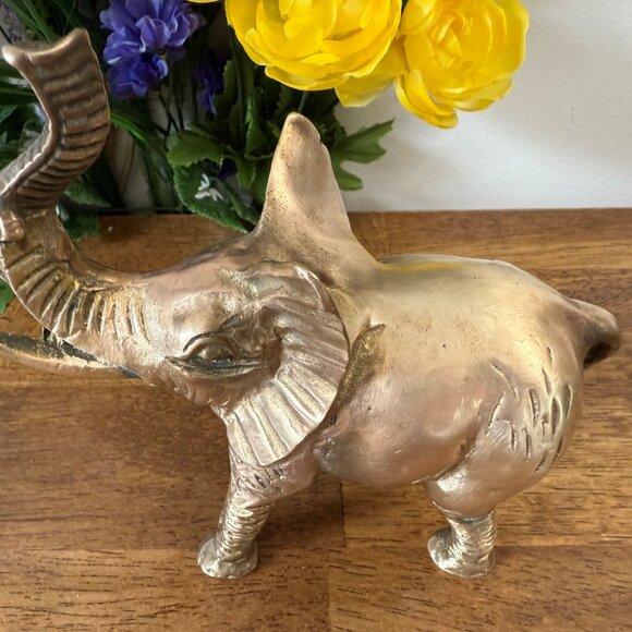 Vintage Solid Brass Elephant Figurine Made in Taiwan –‎ Trunk Up Lucky Elephant - Picture 3 of 7